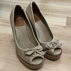 Tory Burch size 6 1/2!!!